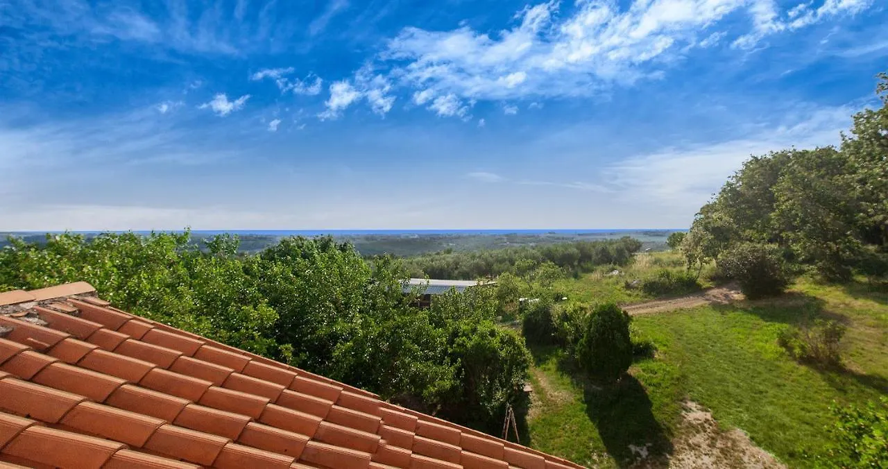 Rooms Agroturizam Romano Buje Bed & Breakfast
